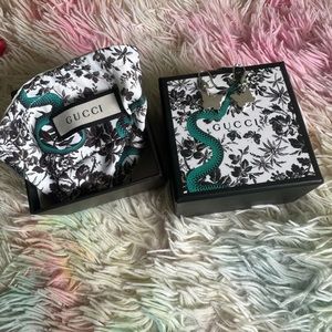 Gucci butterfly drop earrings